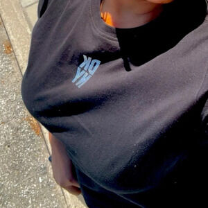 DKNY rhinestone logo T-shirt Sz  L